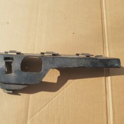 Priekšēja bufera kronšteins priekš FORD FOCUS 2006