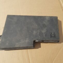 Drošinātāju kārbas korpusa vāks priekš FORD FOCUS 2006