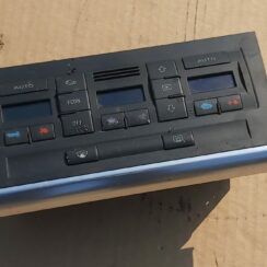 Klimata kontroles bloks priekš AUDI A4 2004