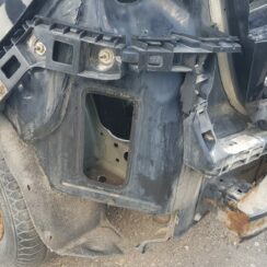 Aizmugurējā spārna un bufera stiprinājums priekš VW GOLF 2014