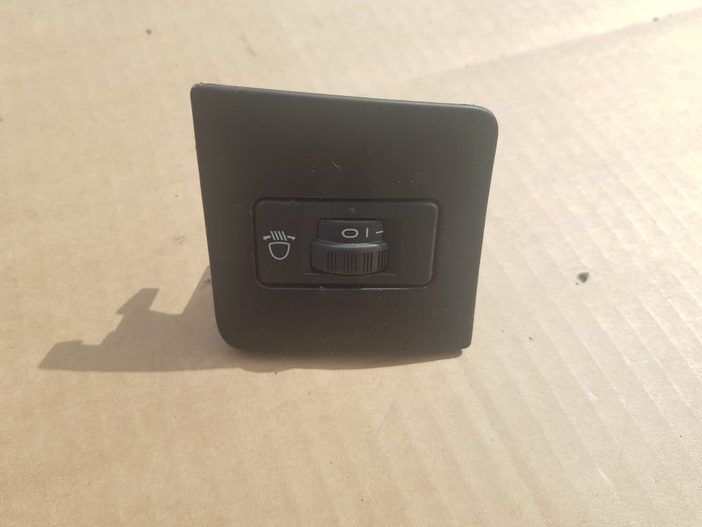 Lukturu augstuma regulēšanas poga priekš PEUGEOT 407 2005 1 Lukturu augstuma regulēšanas poga priekš PEUGEOT 407 2005