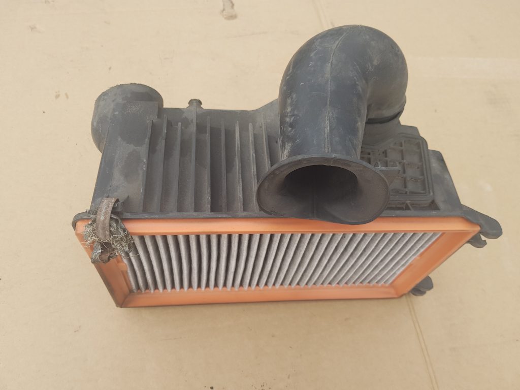 Gaisa filtra korpuss priekš MAZDA 6 2006 1 Gaisa filtra korpuss priekš MAZDA 6 2006