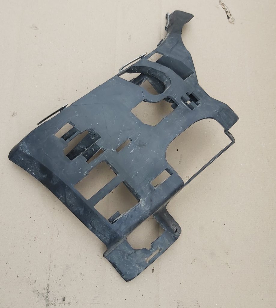 Priekšējā spārna un bufera stiprinājums priekš FORD GALAXY 2007 1 Priekšējā spārna un bufera stiprinājums priekš FORD GALAXY 2007