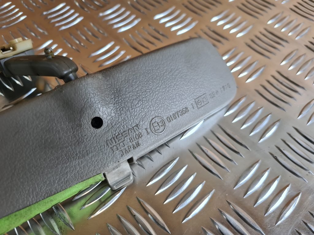 Salona atpakaļskata spogulis priekš NISSAN X-TRAIL 2005 2 Salona atpakaļskata spogulis priekš NISSAN X-TRAIL 2005