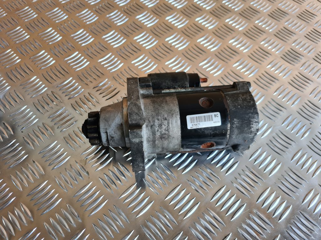 Starteris priekš NISSAN X-TRAIL 2005