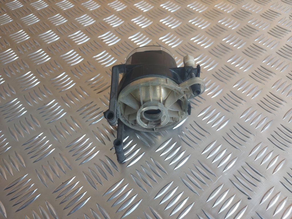 Miglas lukturis priekšā pa kreisi priekš BMW 525 E60 2006 OLIVE 4 Miglas lukturis priekšā pa kreisi priekš BMW 525 E60 2006 OLIVE