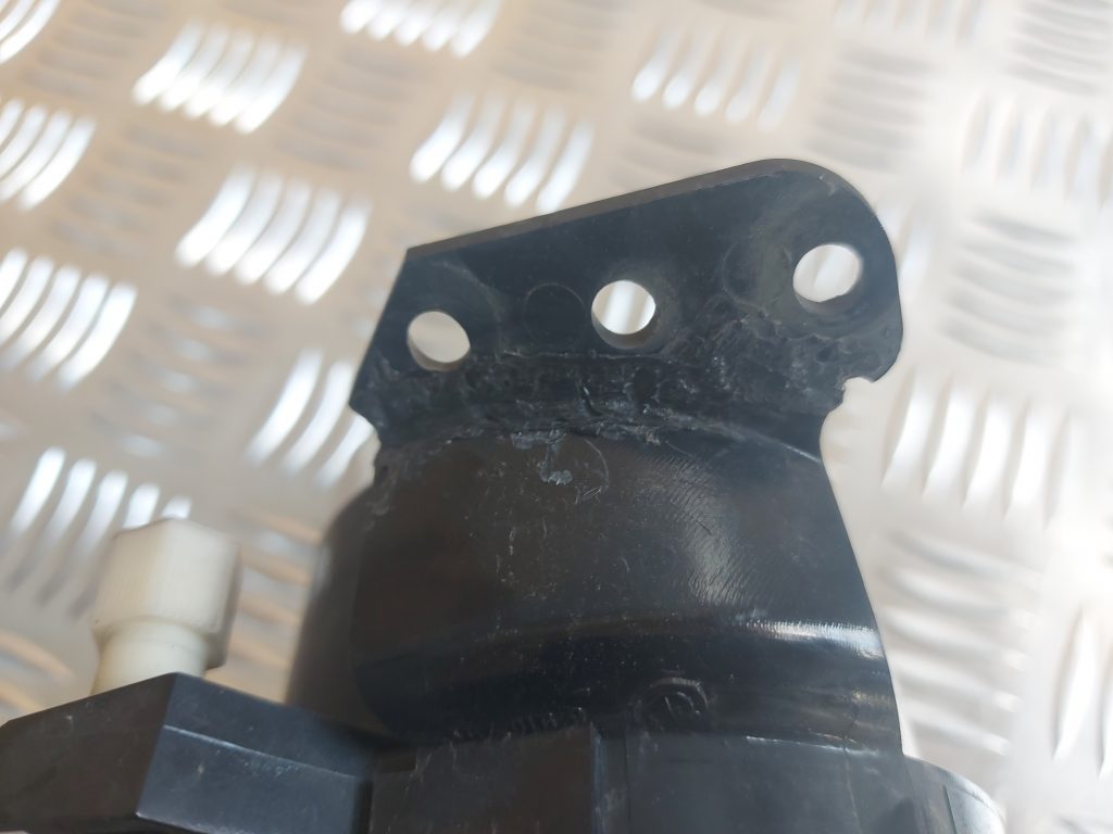 Miglas lukturis priekšā pa kreisi priekš BMW 525 E60 2006 OLIVE 2 Miglas lukturis priekšā pa kreisi priekš BMW 525 E60 2006 OLIVE