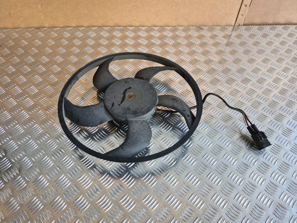 Dzesēšanas radiatora ventilators priekš BMW 525 E60 2006 OLIVE 1 Dzesēšanas radiatora ventilators priekš BMW 525 E60 2006 OLIVE