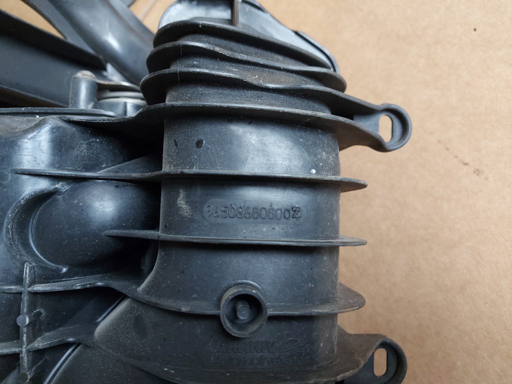 Ieplūdes kolektors priekš PEUGEOT 407 2006