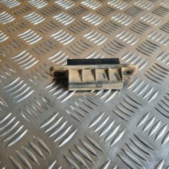 Bagažnieka vāka rokturis priekš TOYOTA AVENSIS 2012