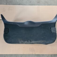 Bagāžnieka vāka liela apdare priekš TOYOTA AVENSIS 2012