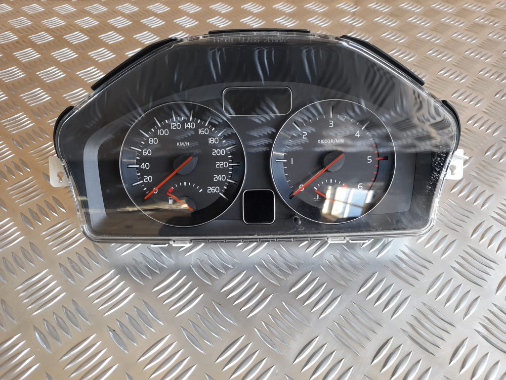 Spidometrs priekš VOLVO S40 2007 1 Spidometrs priekš VOLVO S40 2007