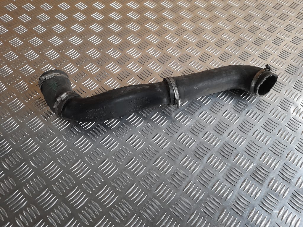 Interkulera caurule priekš VOLVO S40 2007 1 Interkulera caurule priekš VOLVO S40 2007