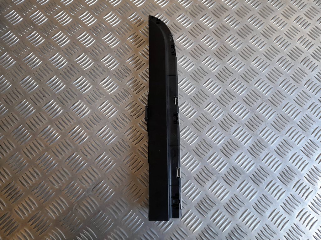 Durvju logu saules aizsargs priekš CITROEN PICASSO 2007 1 Durvju logu saules aizsargs priekš CITROEN PICASSO 2007