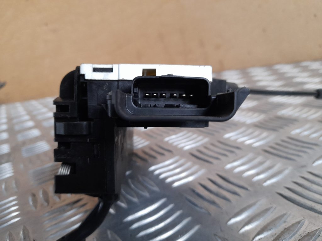 Priekšējo kreiso durvju slēdzene priekš CITROEN PICASSO 2007 3 Priekšējo kreiso durvju slēdzene priekš CITROEN PICASSO 2007