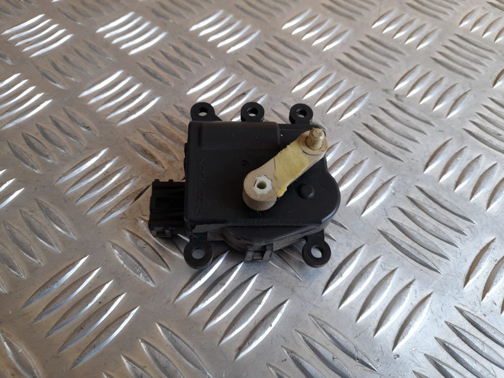 Apsildes sistēmas aktuators priekš MAZDA 6 2008