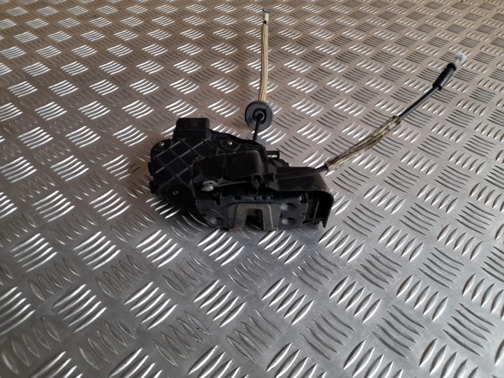 Aizmugurējo kreiso durvju slēdzene priekš RANGE ROVER SPORT 2007