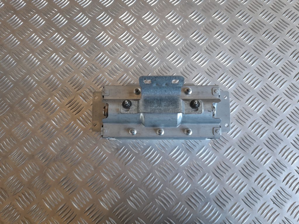 Mērinstrumentu paneļa drošības spilvens priekš RANGE ROVER SPORT 2007 2 Mērinstrumentu paneļa drošības spilvens priekš RANGE ROVER SPORT 2007