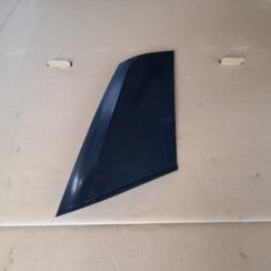 Aizmugurēja spārna uzlika (moldings) priekš RANGE ROVER SPORT 2007