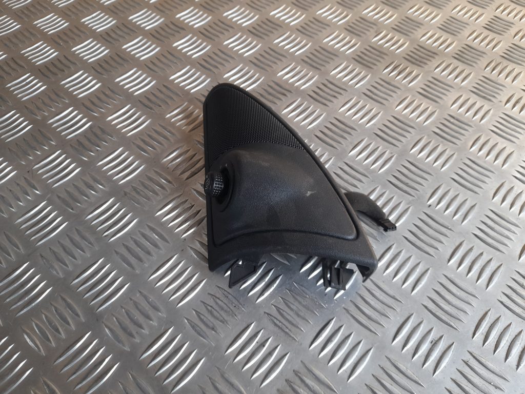 Spoguļa regulēšanas poga priekš RANGE ROVER SPORT 2007 1 Spoguļa regulēšanas poga priekš RANGE ROVER SPORT 2007