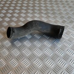 Interkulera caurule priekš VOLVO V70 2003 SILVER