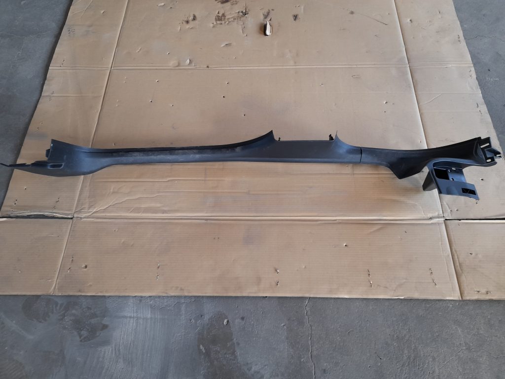 Sliekšņa laba uzlika priekš OPEL ASTRA SPORT 2017 1 Sliekšņa laba uzlika priekš OPEL ASTRA SPORT 2017