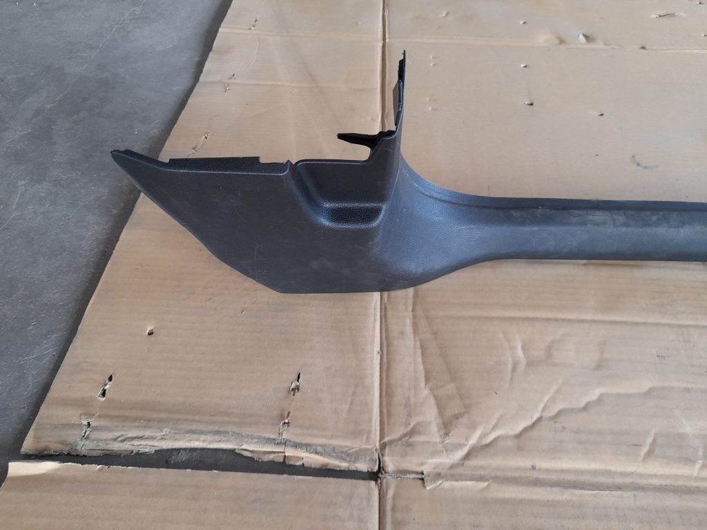 Sliekšņa laba uzlika priekš OPEL ASTRA SPORT 2017 2 Sliekšņa laba uzlika priekš OPEL ASTRA SPORT 2017