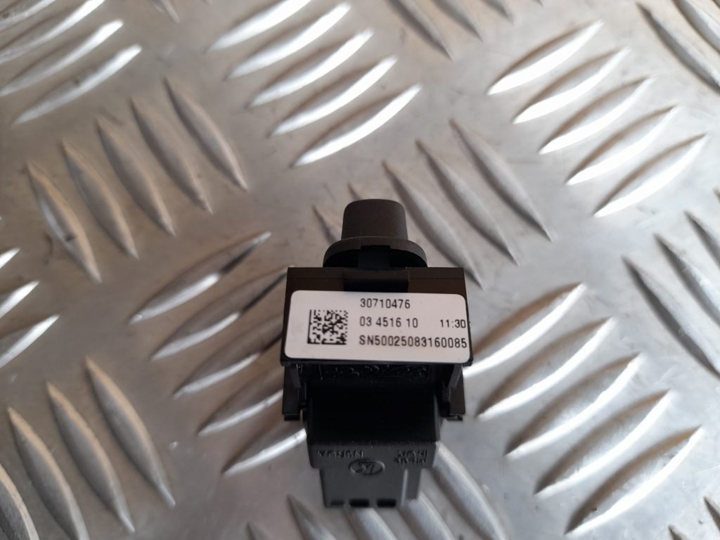 Atvēršanas/aizvēršanas poga priekš VOLVO XC60 2009 3 Atvēršanas/aizvēršanas poga priekš VOLVO XC60 2009