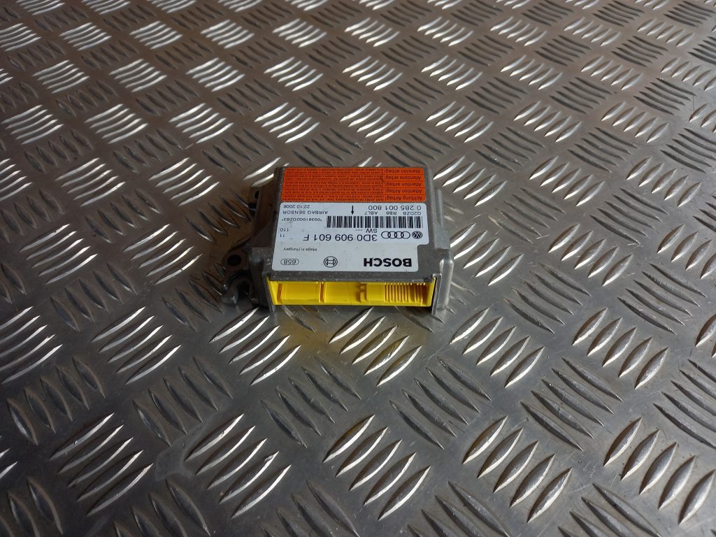 Drošības spilvena vadības bloks priekš VW TOUAREG 2007 1 Drošības spilvena vadības bloks priekš VW TOUAREG 2007