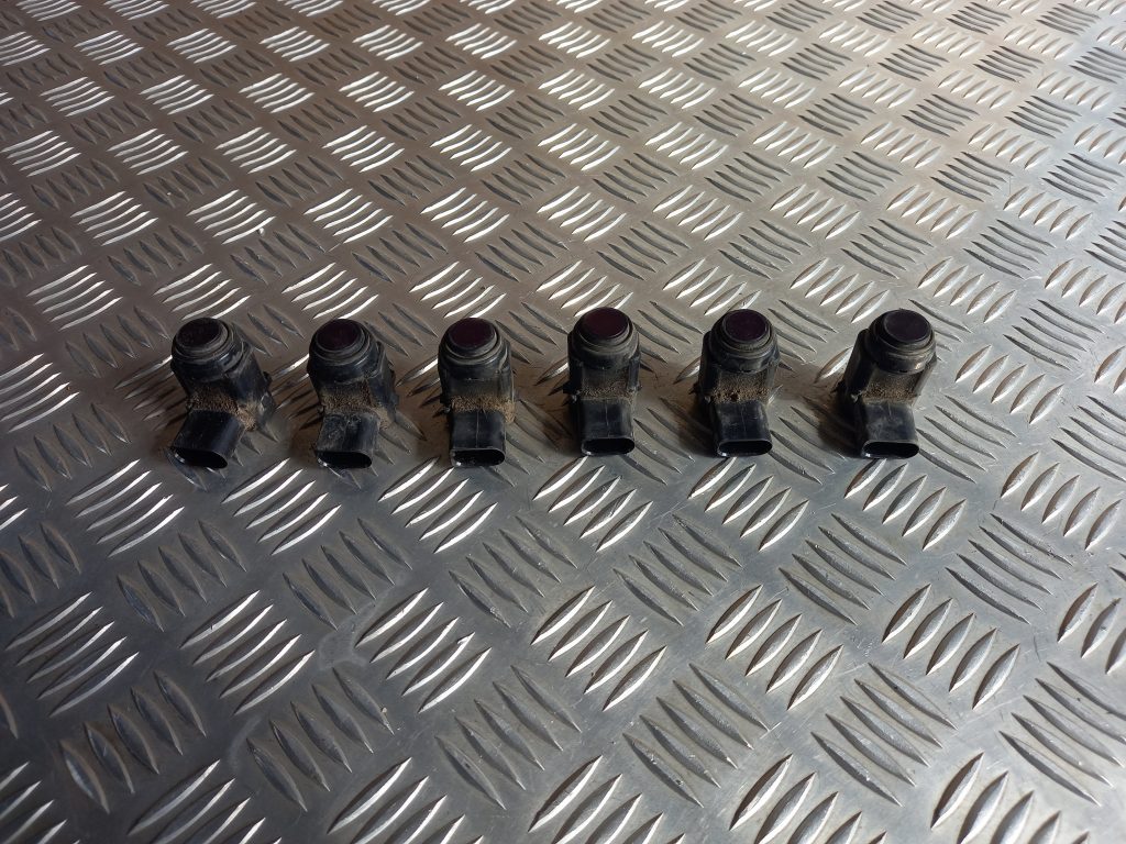 Parkošanās devējs priekš VW TOUAREG 2007 1 Parkošanās devējs priekš VW TOUAREG 2007