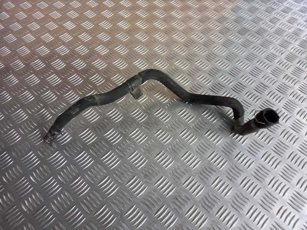 Dzesēšanas caurule priekš VW TOUAREG 2007 1 Dzesēšanas caurule priekš VW TOUAREG 2007