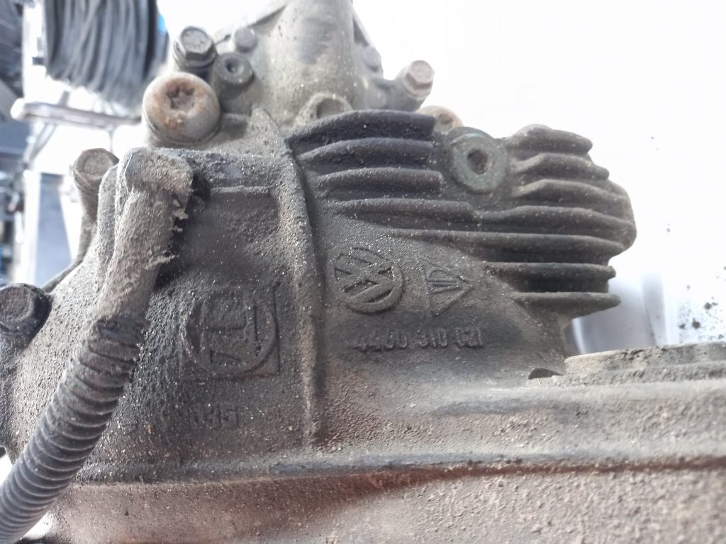 Priekšējais reduktors priekš VW TOUAREG 2007 7 Priekšējais reduktors priekš VW TOUAREG 2007