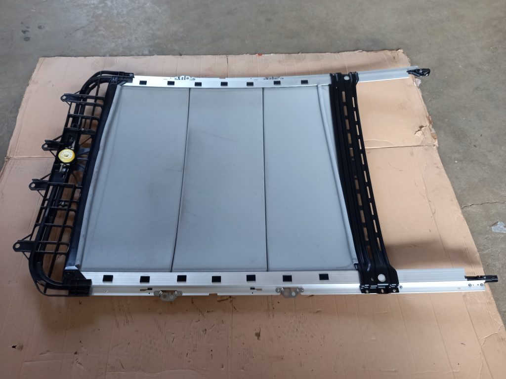 Lūka priekš MITSUBISHI ASX 2011