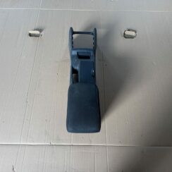 Centrālās konsoles apdares lielākā daļa priekš MITSUBISHI LANCER 2009