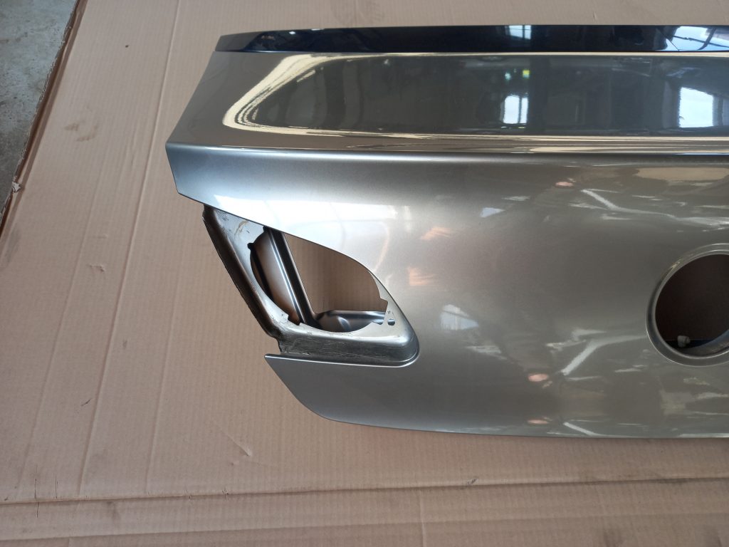 Bagāžnieka vāks priekš VW PASSAT CC 2009 5 Bagāžnieka vāks priekš VW PASSAT CC 2009