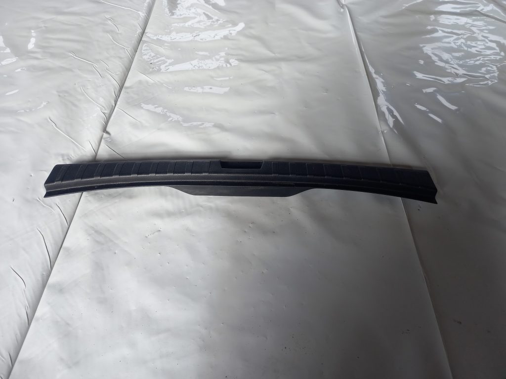 Bagažnieka nodalījuma sliekšņa uzlika priekš LAND ROVER FREELANDER 2007 1 Bagažnieka nodalījuma sliekšņa uzlika priekš LAND ROVER FREELANDER 2007