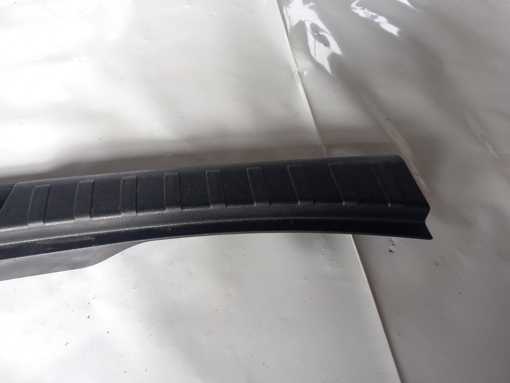 Bagažnieka nodalījuma sliekšņa uzlika priekš LAND ROVER FREELANDER 2007 3 Bagažnieka nodalījuma sliekšņa uzlika priekš LAND ROVER FREELANDER 2007