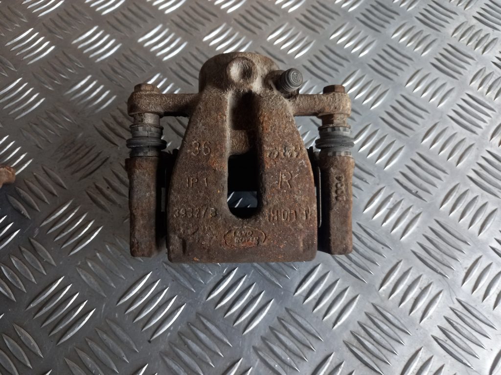 Aizmugurējais labais suports priekš LAND ROVER FREELANDER 2007 3 Aizmugurējais labais suports priekš LAND ROVER FREELANDER 2007