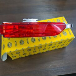 Miglas lukturis aizmugurē labā pusē priekš VW Toureg  2010-2018 7P6945702C