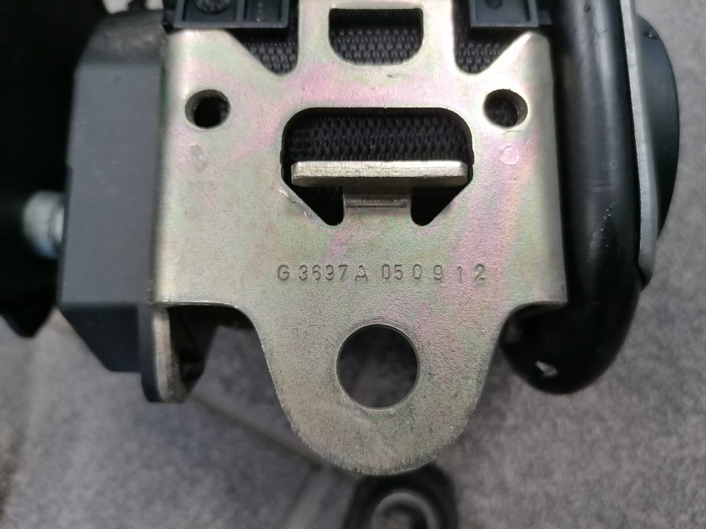 Priekšējā labā drošības josta priekš MERCEDES BENZ CLS 320 2005 3 Priekšējā labā drošības josta priekš MERCEDES BENZ CLS 320 2005