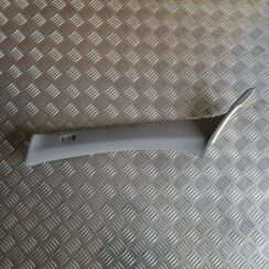 Priekšējas salona statnes apdare priekš BMW 1 E87 2009 WHITE