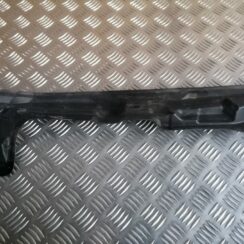 Priekšējā spārna un bufera stiprinājums priekš AUDI A4 2007