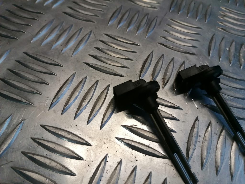 Temperatūras devejs priekš BMW 330D E91 2008 TOURING 2 Temperatūras devejs priekš BMW 330D E91 2008 TOURING