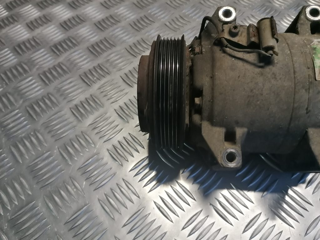 Gaisa kondicioniera kompresors priekš VOLVO V70 2007 2 Gaisa kondicioniera kompresors priekš VOLVO V70 2007