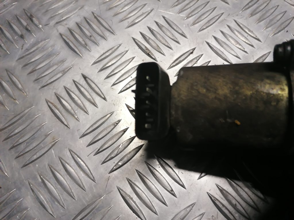 EGR vārsts priekš OPEL MERIVA 2005 2 EGR vārsts priekš OPEL MERIVA 2005