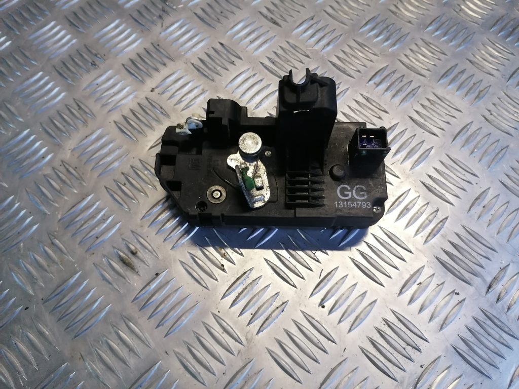 Aizmugurējo kreiso durvju slēdzene priekš OPEL MERIVA 2005