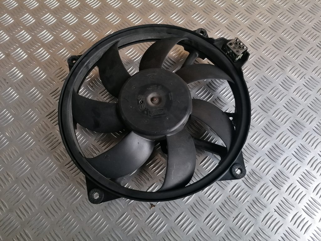 Dzesēšanas radiatora ventilators priekš RENAULT MEGANE 2011 1 Dzesēšanas radiatora ventilators priekš RENAULT MEGANE 2011