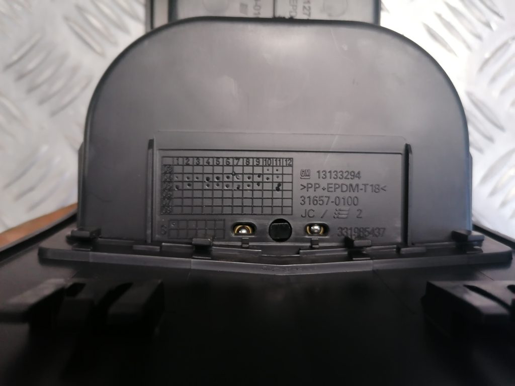 Pelnu trauks priekš OPEL ASTRA H 2006