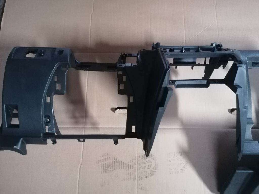 Mērinstrumentu panelis priekš TOYOTA COROLLA VERSO 2005 2 Mērinstrumentu panelis priekš TOYOTA COROLLA VERSO 2005