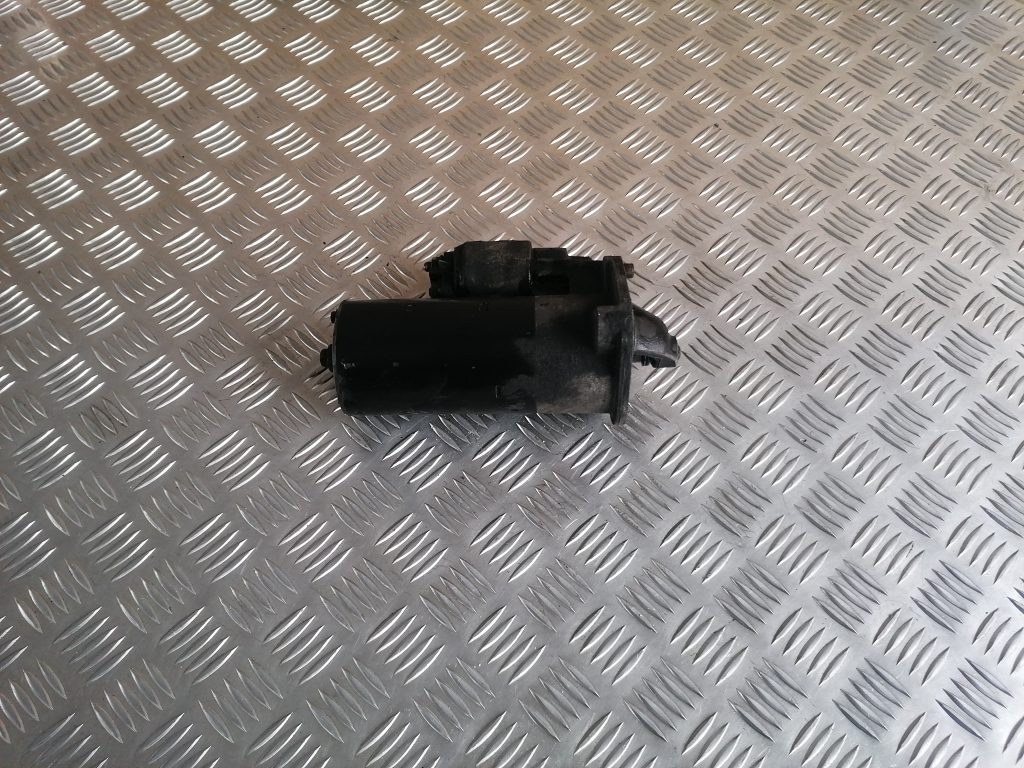 Starteris priekš VOLVO V70 2004 2 Starteris priekš VOLVO V70 2004